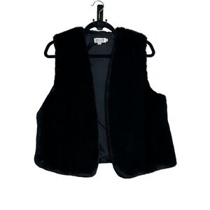 Molly Bracken Black Faux Fur Vest Women's Size Large Sleeveless Gilet Outerwear